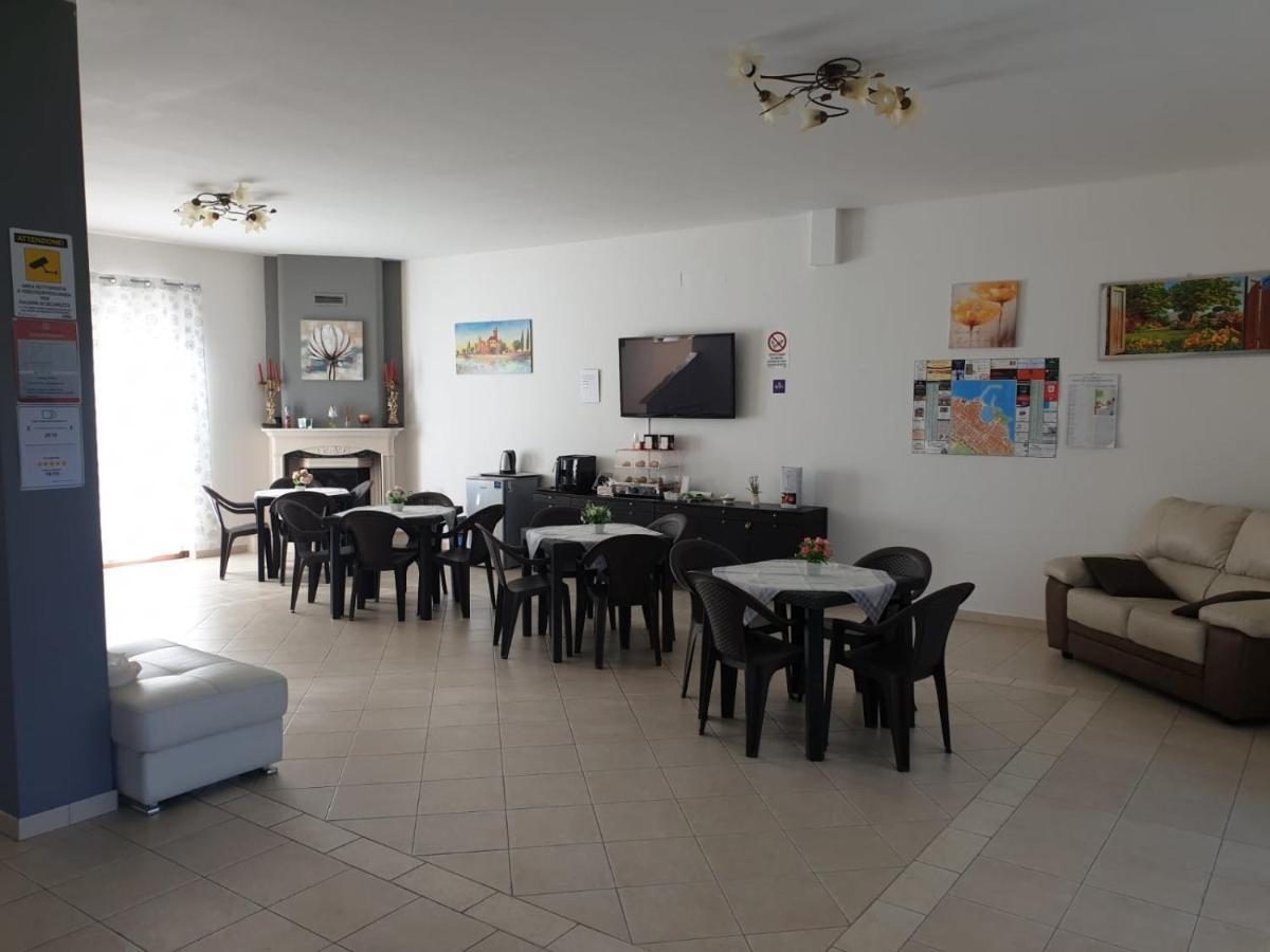 Bed And Breakfast Villa Fatima Trani Zewnętrze zdjęcie